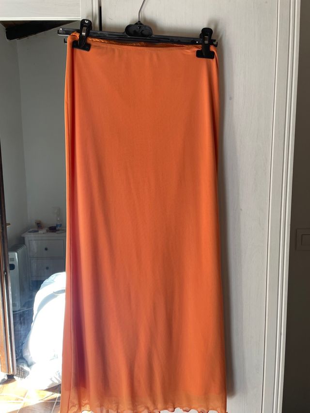Falda larga naranja