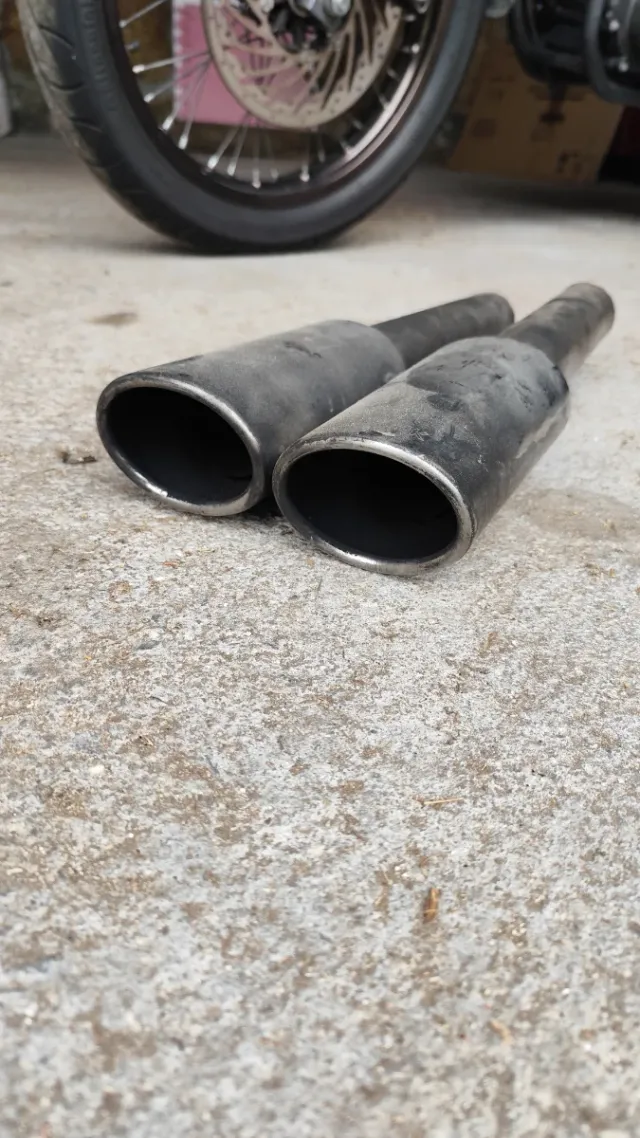 Doble salida de escape de acero