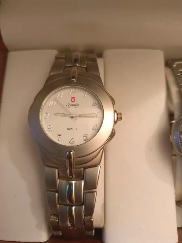 Juego de relojes suizos