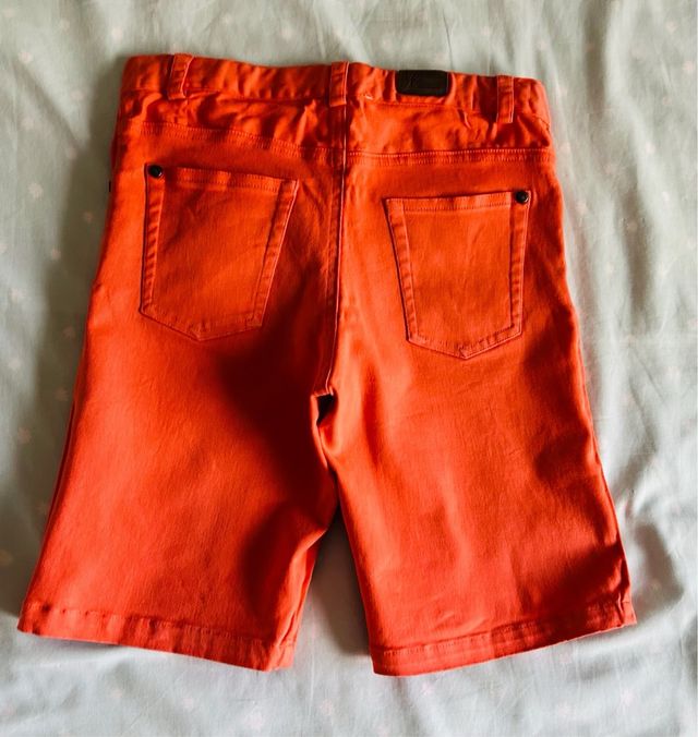 Pantalón corto Pili Carrera niño naranja