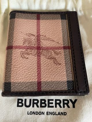 Tarjetero de piel Burberry Plegable Marrón