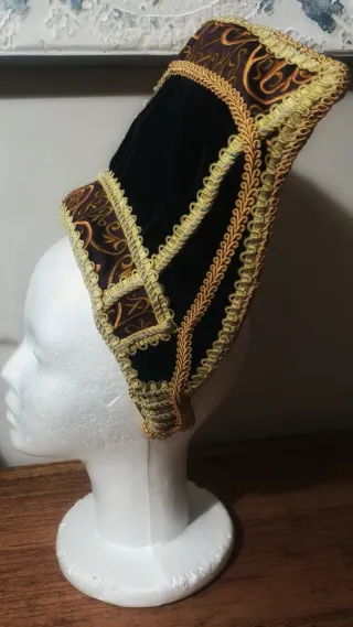 Tocado medieval hecho a mano