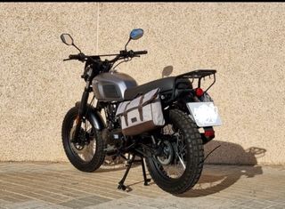 Moto Brixton Felsberg 125