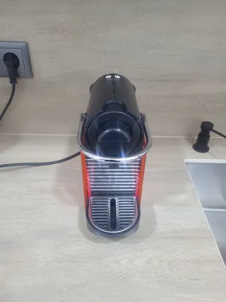 Cafetera Nespresso Krups Roja