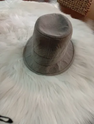 Sombrero gris