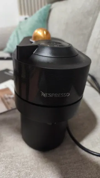 Cafetera Nespresso Vertuo DeLonghi