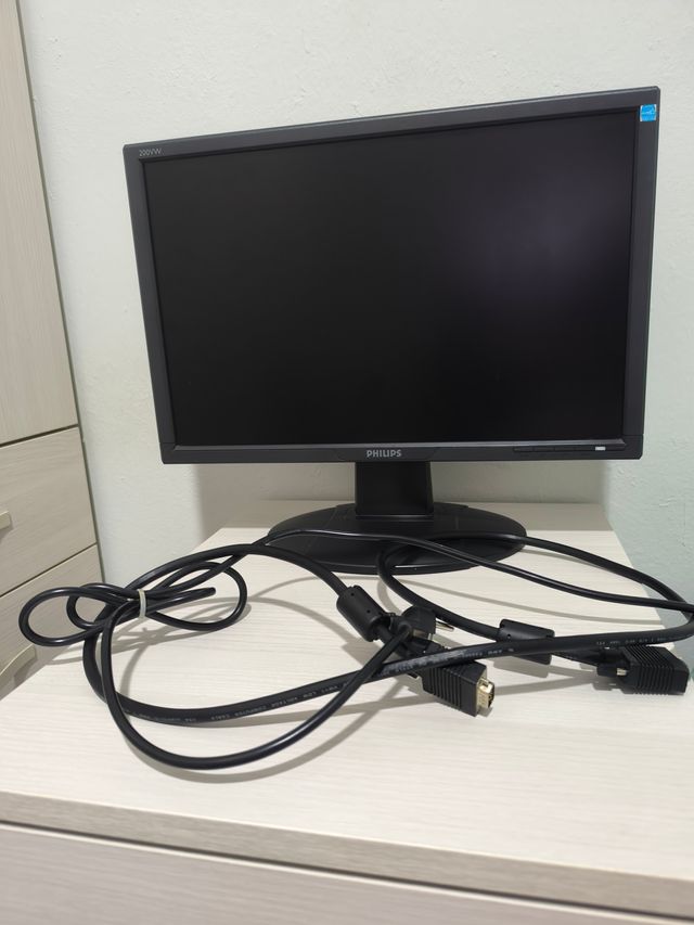Pantalla Philips 20” Oficina