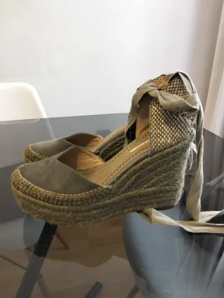 Zapatos de cuña CORINA verde oliva