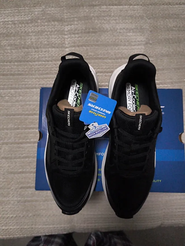 SKECHERS GOODYEAR WATER REPELENT