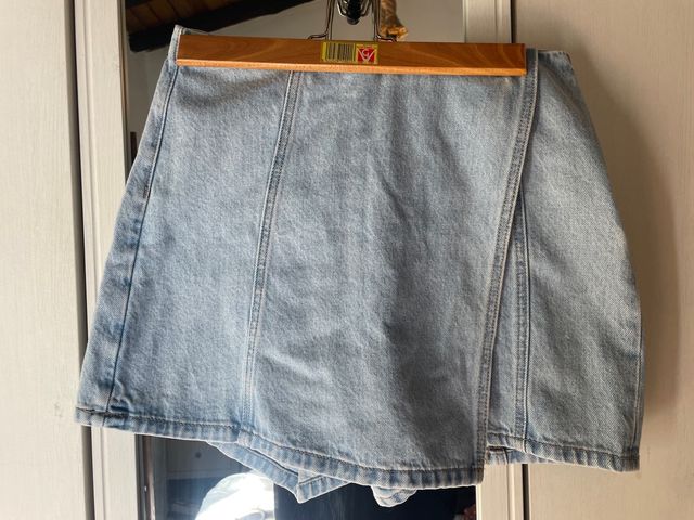 Falda vaquera azul claro