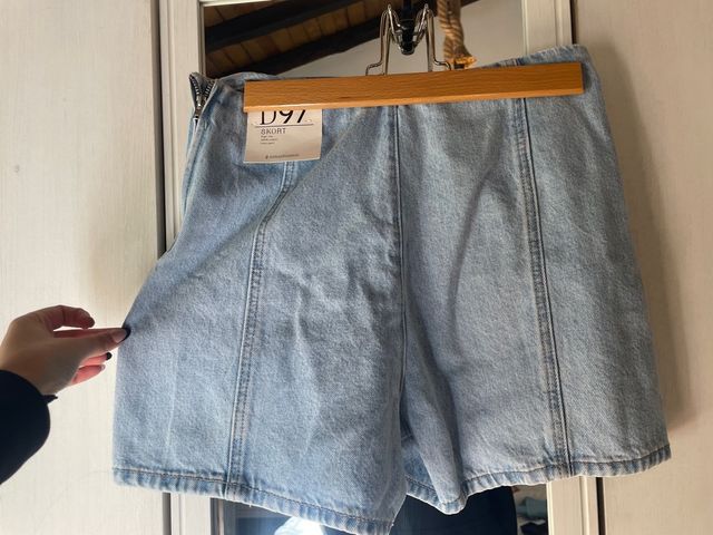 Falda vaquera azul claro