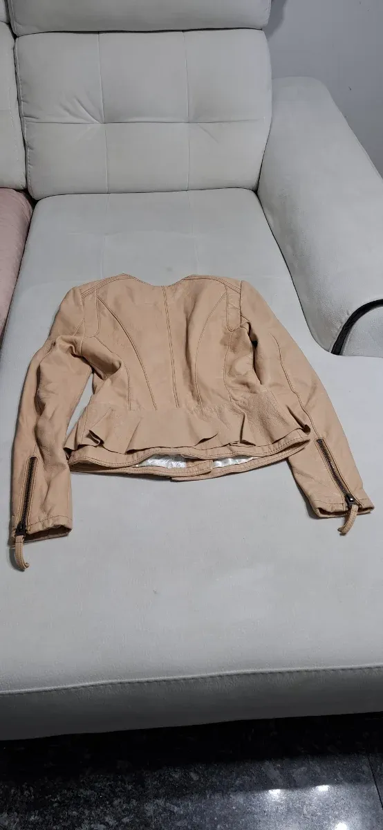 Blusão Zara Bege