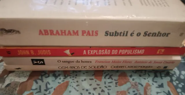 Livros de Várias Histórias Usados
