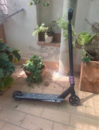 Patinete Scooter Bloc Negro y Morado