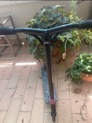 Patinete Scooter Bloc Negro y Morado