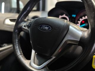 Ford Tourneo Courier 1.5 tdci 75cv ambiente