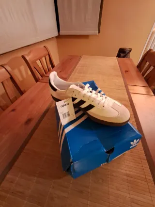 Zapatillas Adidas Samba Blancas y Negras