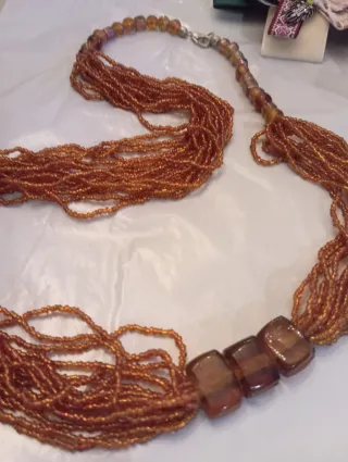 Collar étnico hessonita marrón y dorado