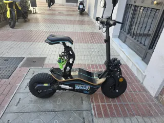 Patinete eléctrico Offroad con asiento
