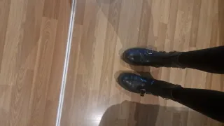 Botines piel ALPE mujer negros. Suela perfecta.