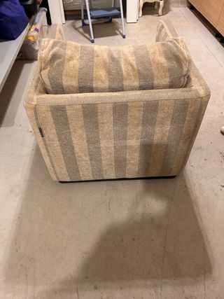 Butaca de salón tela rayas beige y gris