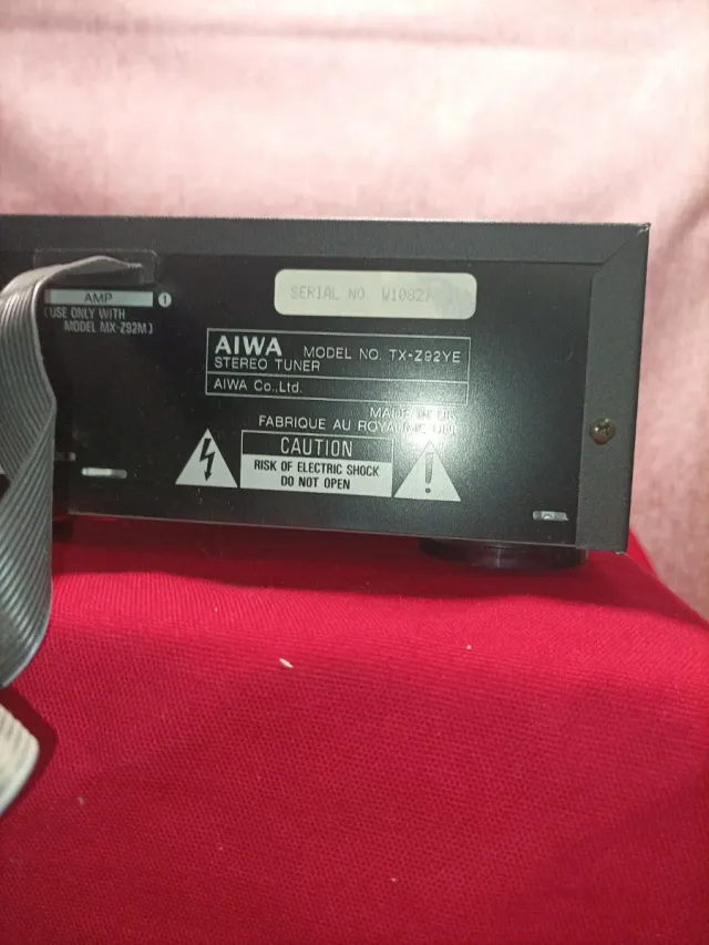 Aiwa Stereo Synthesizer Tuner TX-100