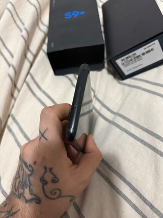 Samsung Galaxy S9+ 64GB Negro con funda samsung