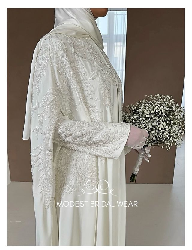 Vestido y capa Modest Bridal talla XXL