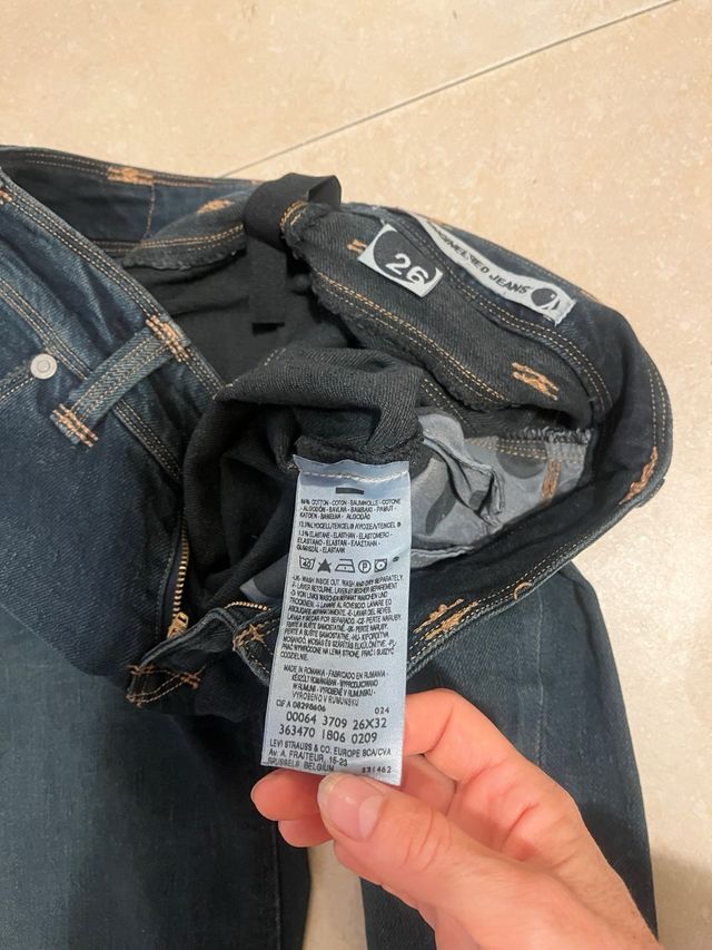 Pantalón Levi's Engineered Mujer Talla 26