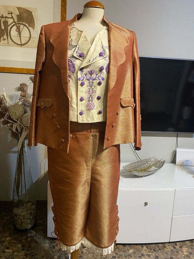 Traje Torrenti caldera talla 44 caldera