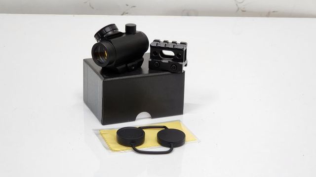 Mira punto rojo T1 + elevador de mira.