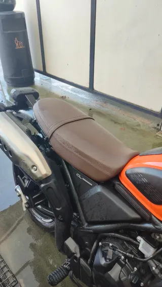 Honda CL500 Scrambler Naranja
