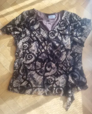 Blusa Festa marrón y beis