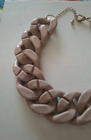 Collana girocollo catena maglie beige oro