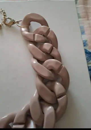 Collana girocollo catena maglie beige oro