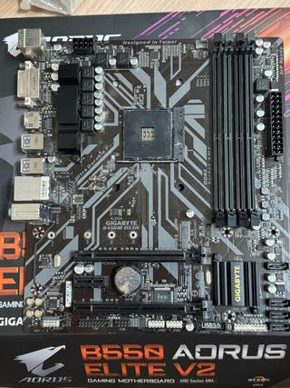 Placa Base Gigabyte B450M DS3H Socket AM4
