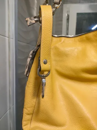 Bolso convertible en mochila estampado piel