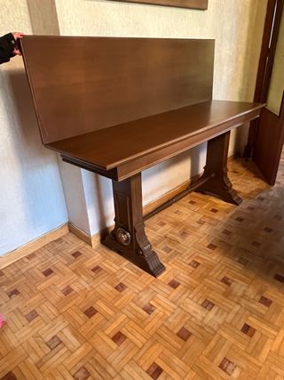Mesa antigua de madera plegable