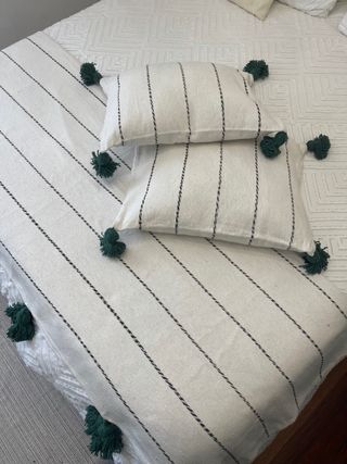 Conjunto mantas y cojines artesanales