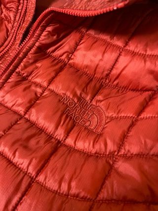 The North Face Plumas Rojo Talla M