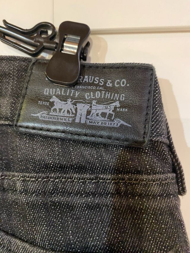 Vaqueros Levi's negros 521 ultra Low skinny