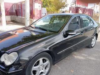 Mercedes-Benz Clase C 2003