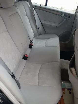 Mercedes-Benz Clase C 2003