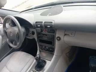 Mercedes-Benz Clase C 2003