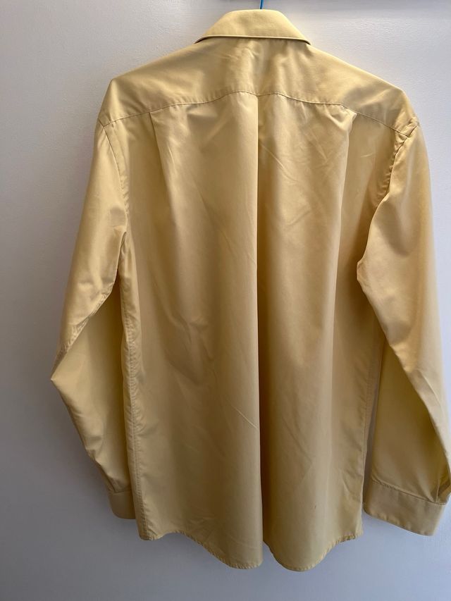 Camisa hombre amarilla