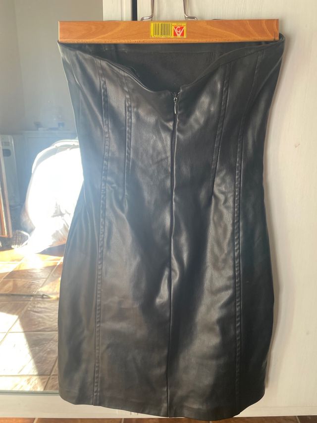 Vestido Negro Sin Tirantes