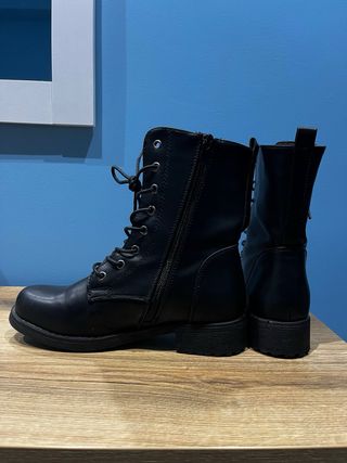 Botas negras con pelo interior talla 36