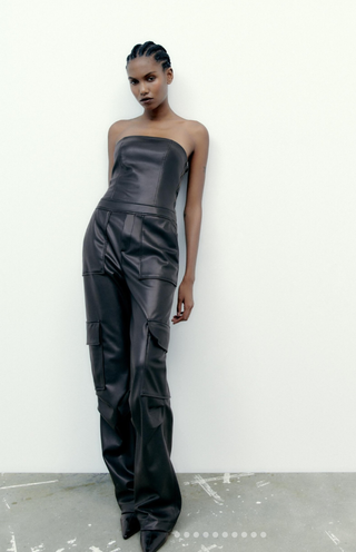 Mono ZARA efecto piel negro