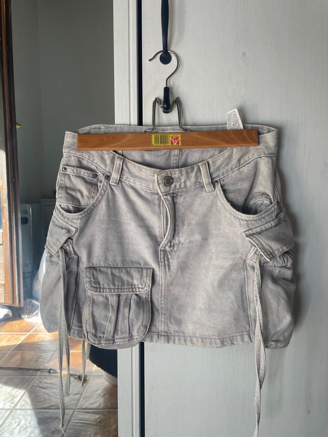 Falda cargo gris
