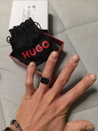 Anillo Hugo Boss Hombre Negro/Plata. A estrenar